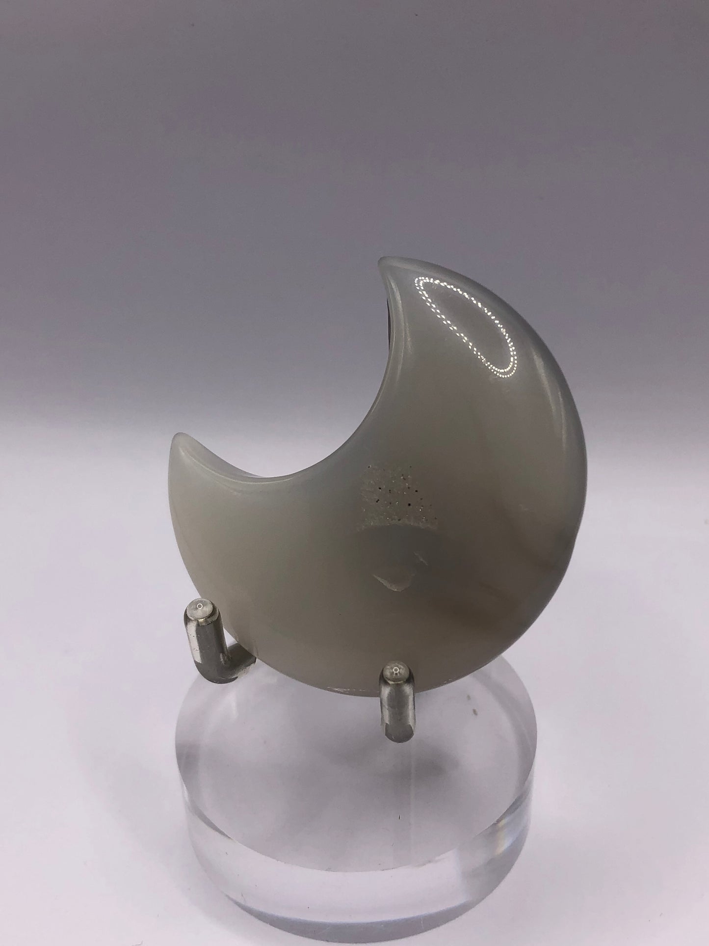 Agate Moon Carving (i)
