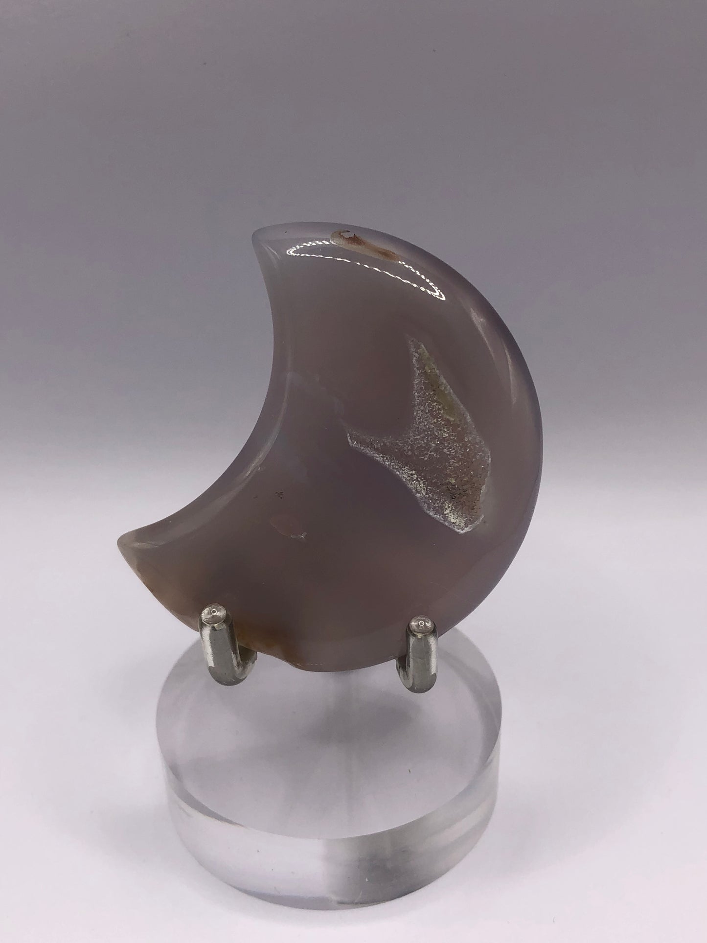 Agate Moon Carving (ii)