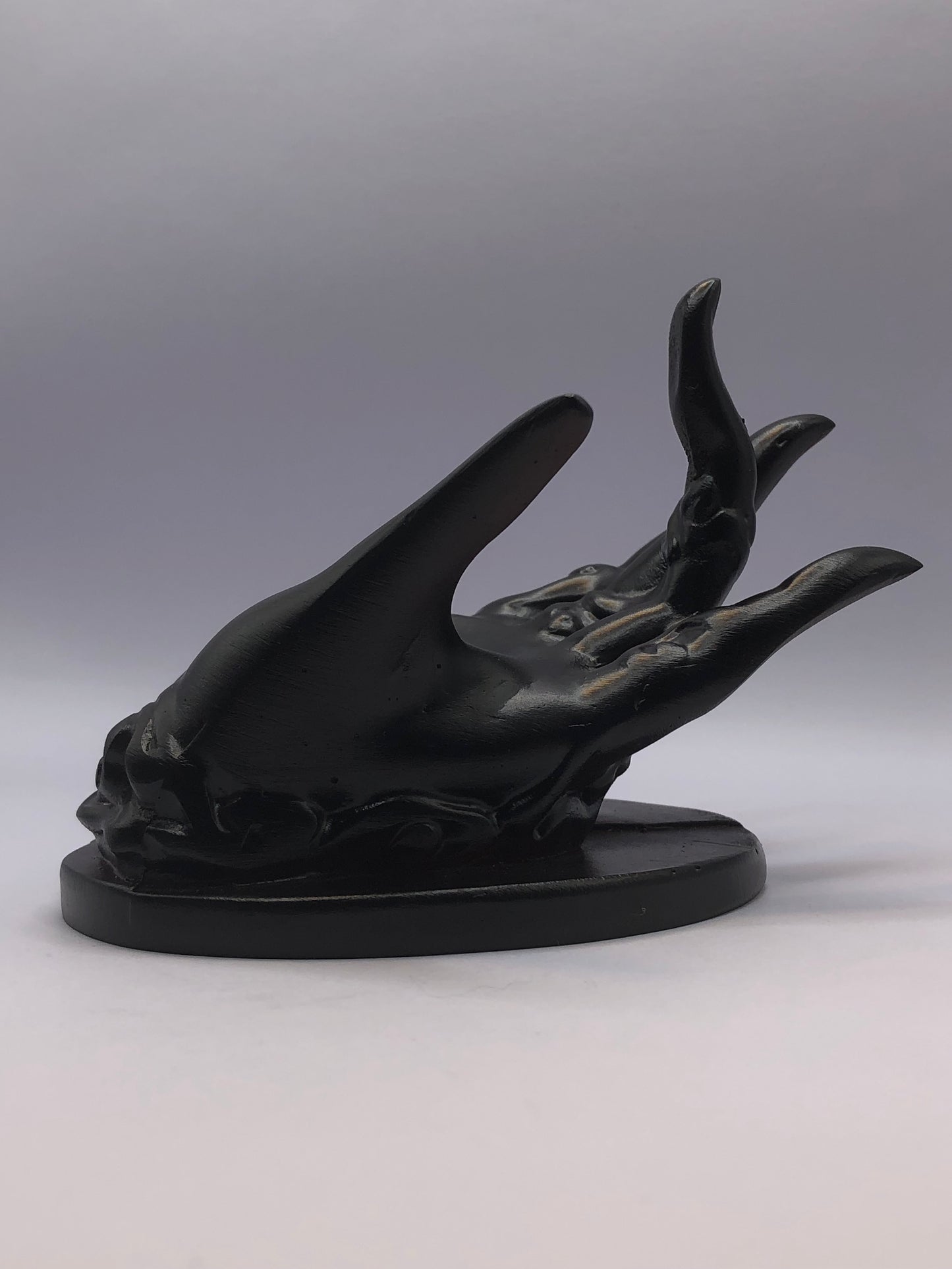 Resin Hand Sphere Holder