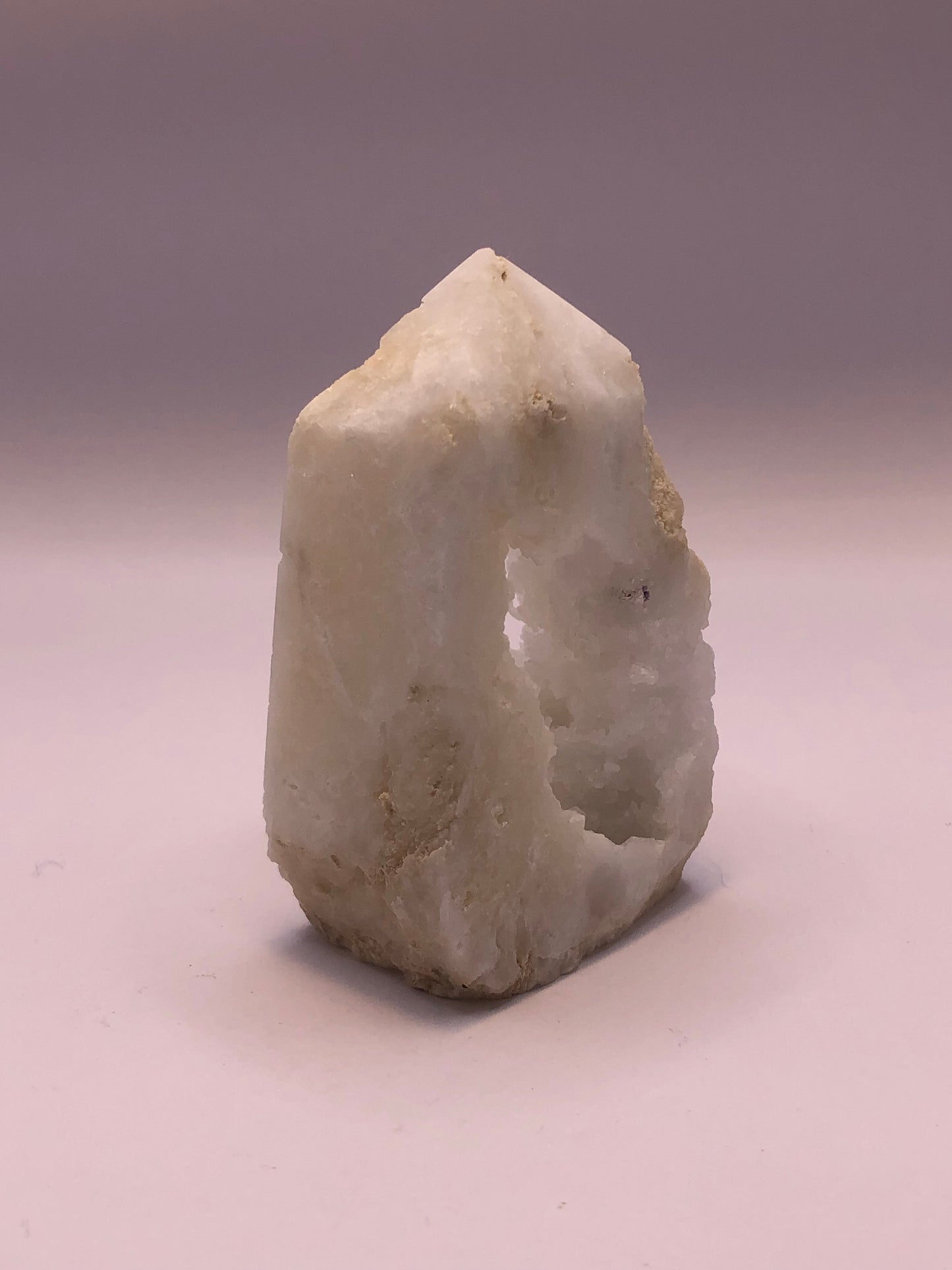 Moroccan White Quartz Tower
